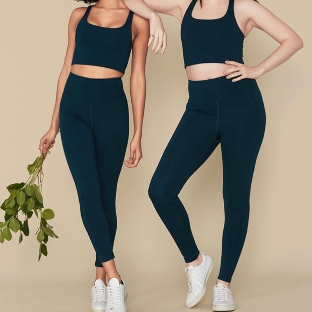 Girlfriend Collection Set in Globe S/M